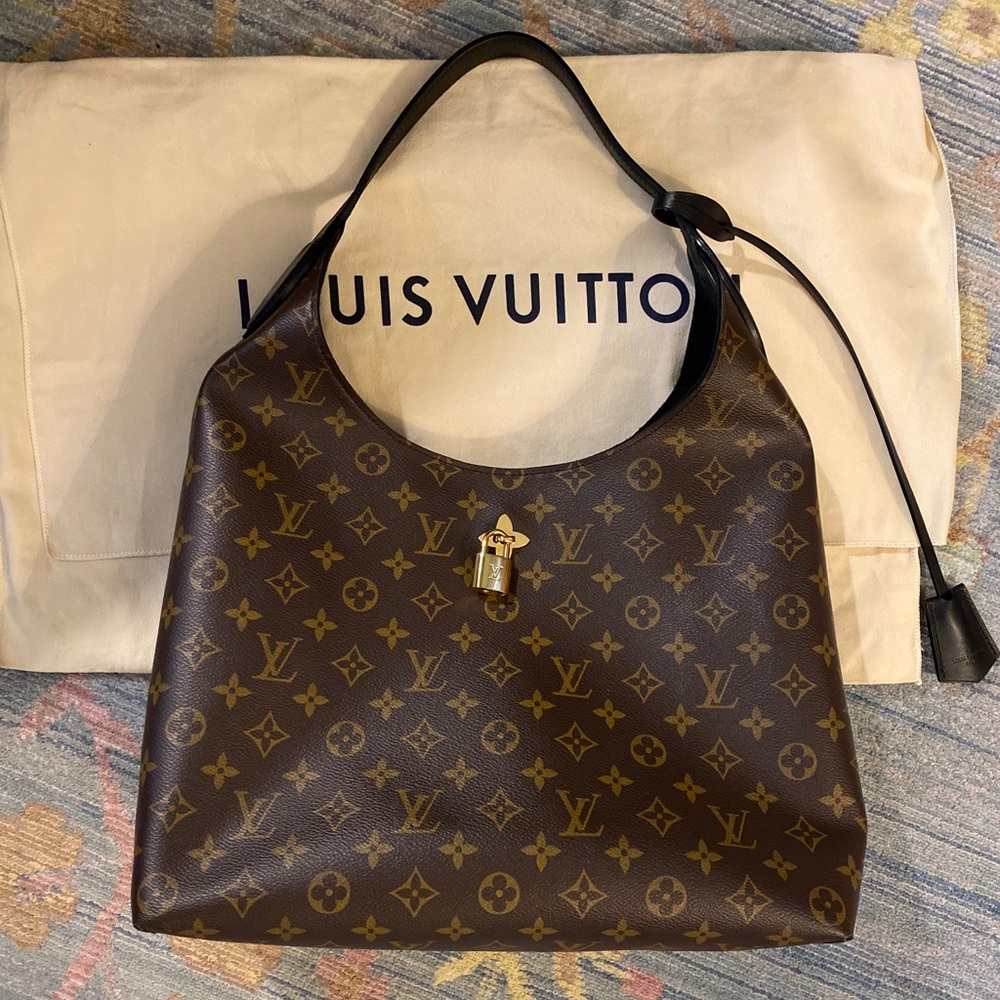 Louis Vuitton Flower Hobo Noir - Picture 1 of 15